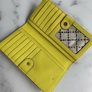 ♠️ KATE SPADE ♠️ Chartreuse Wallet